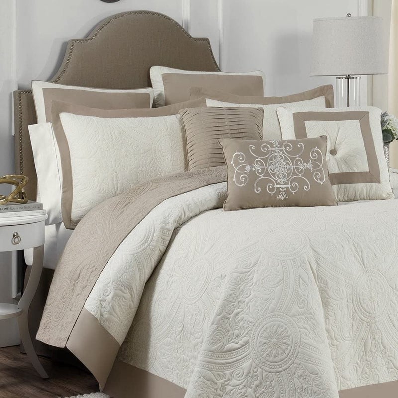 VUE Bensonhurst Modern Farmhouse Medallion Bed Spread, King/Calking, Ivory - Image 2